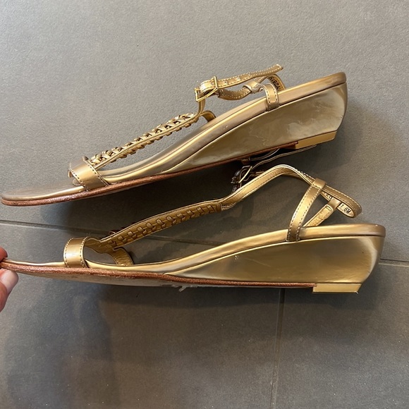 Stuart Weiztman Wedges sandals size 6 light gold - Picture 3 of 6